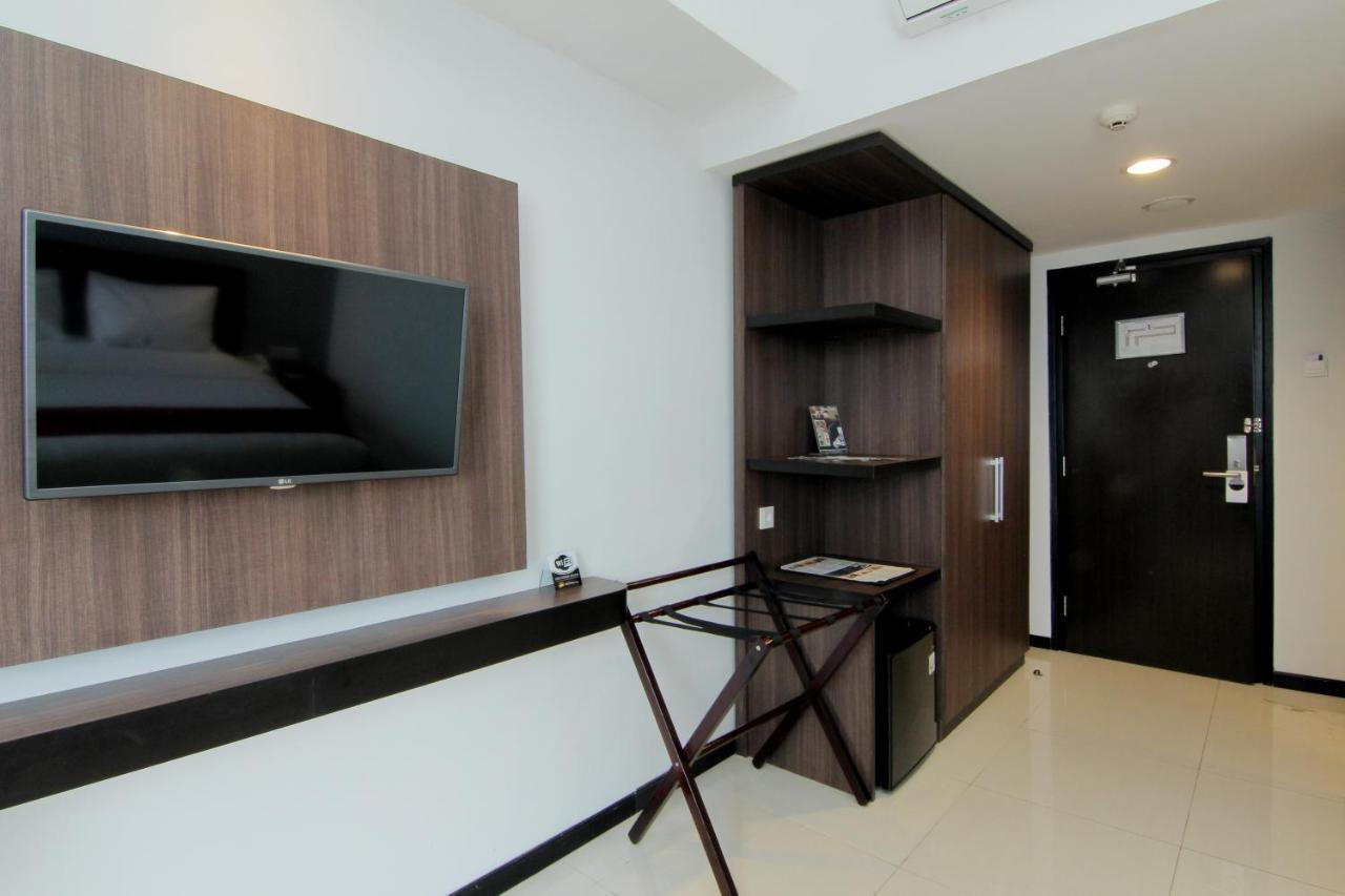 The Sun Hotel Madiun Eksteriør billede
